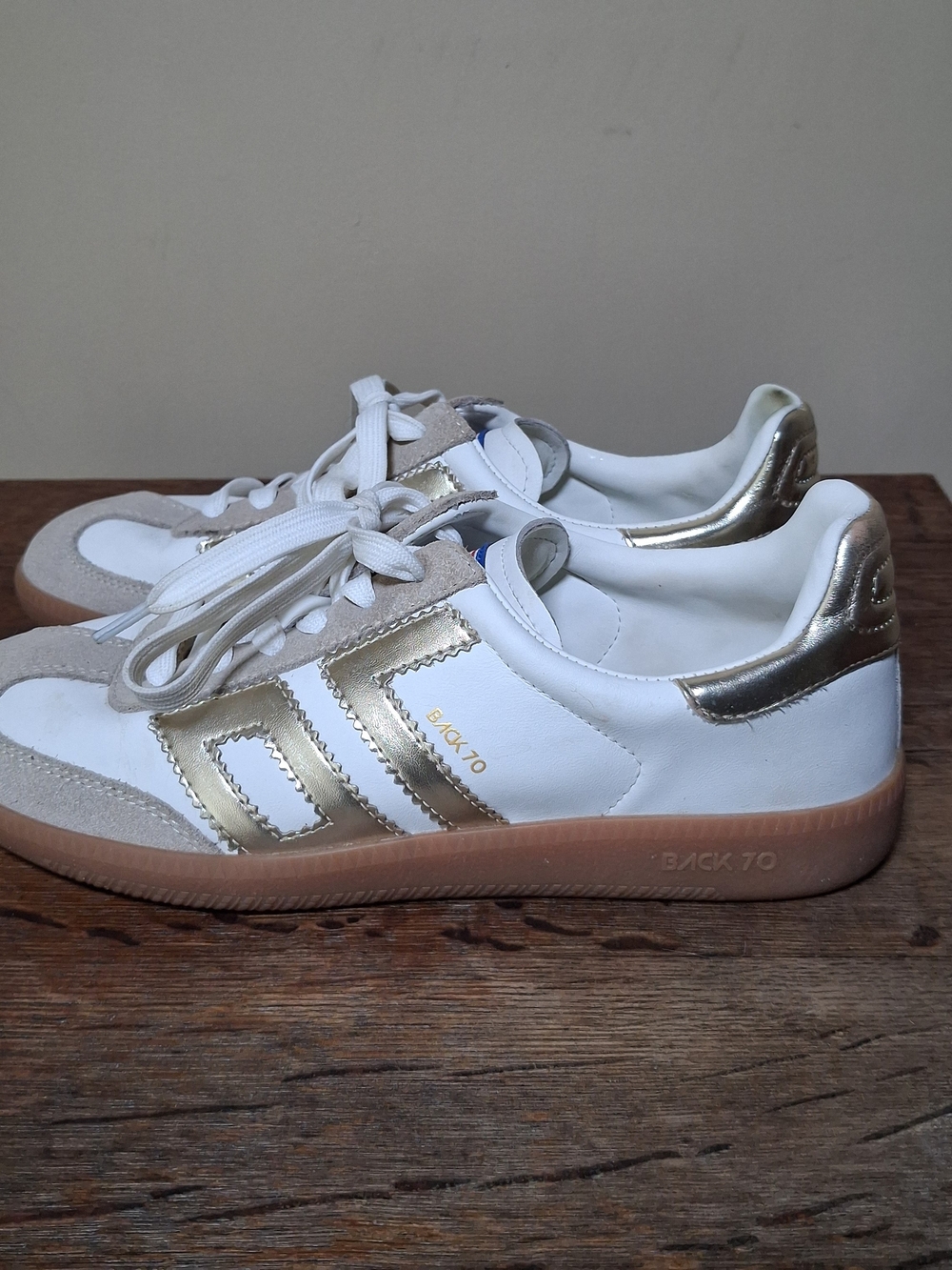 Back 70 Cloud Beige, White & Gold Sneakers; Size 37 (6.5US)
